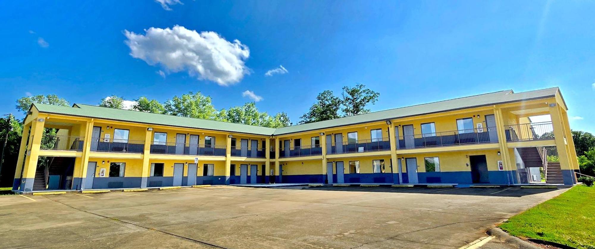 Garden Inn And Suites Near Callaway Gardens Pine Mountain Экстерьер фото